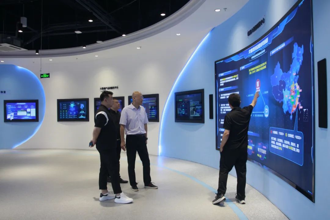厦门信息集团大数据运营有限公司与七星通联合作产品“星速尽调”正式上线2.jpg